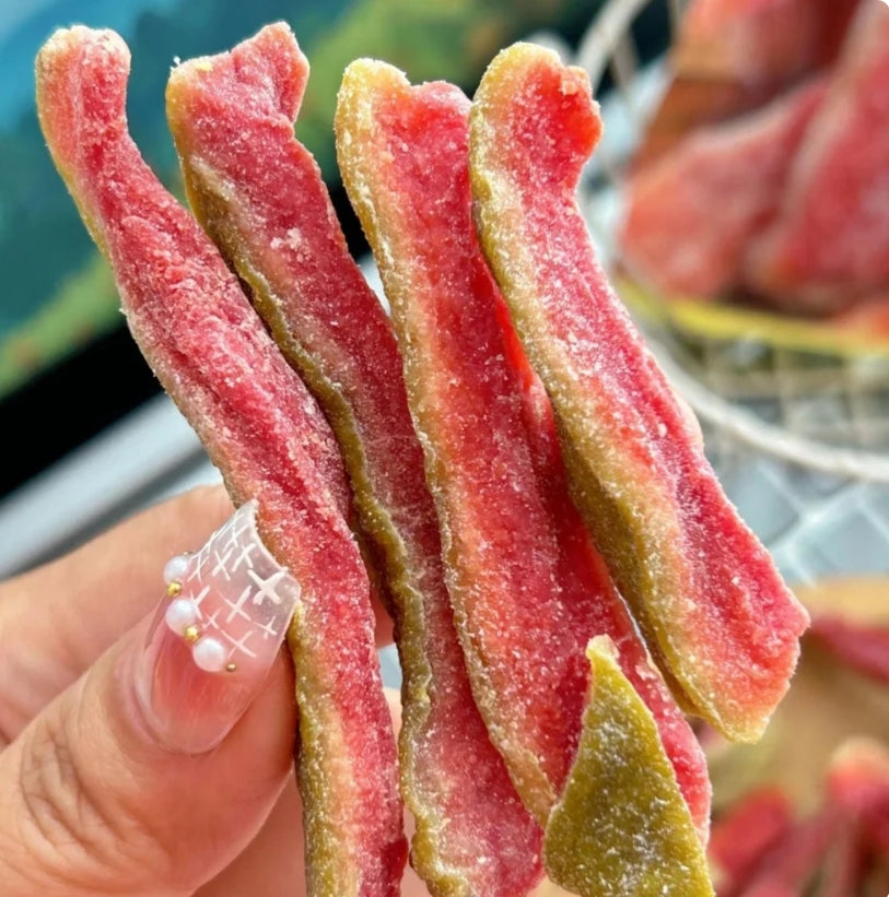 Say goodbye to high-calorie guilt! Satisfy yourcravings with ourfiber-rich Red Guava slices
