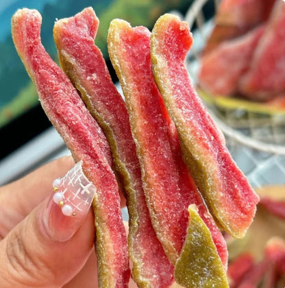 Say goodbye to high-calorie guilt! Satisfy yourcravings with ourfiber-rich Red Guava slices